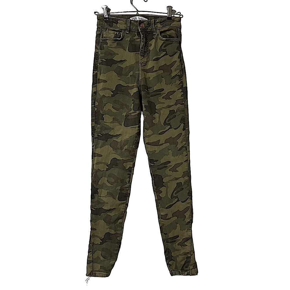 Zara Camouflage Skinny Jeans Raw Hem Size 2